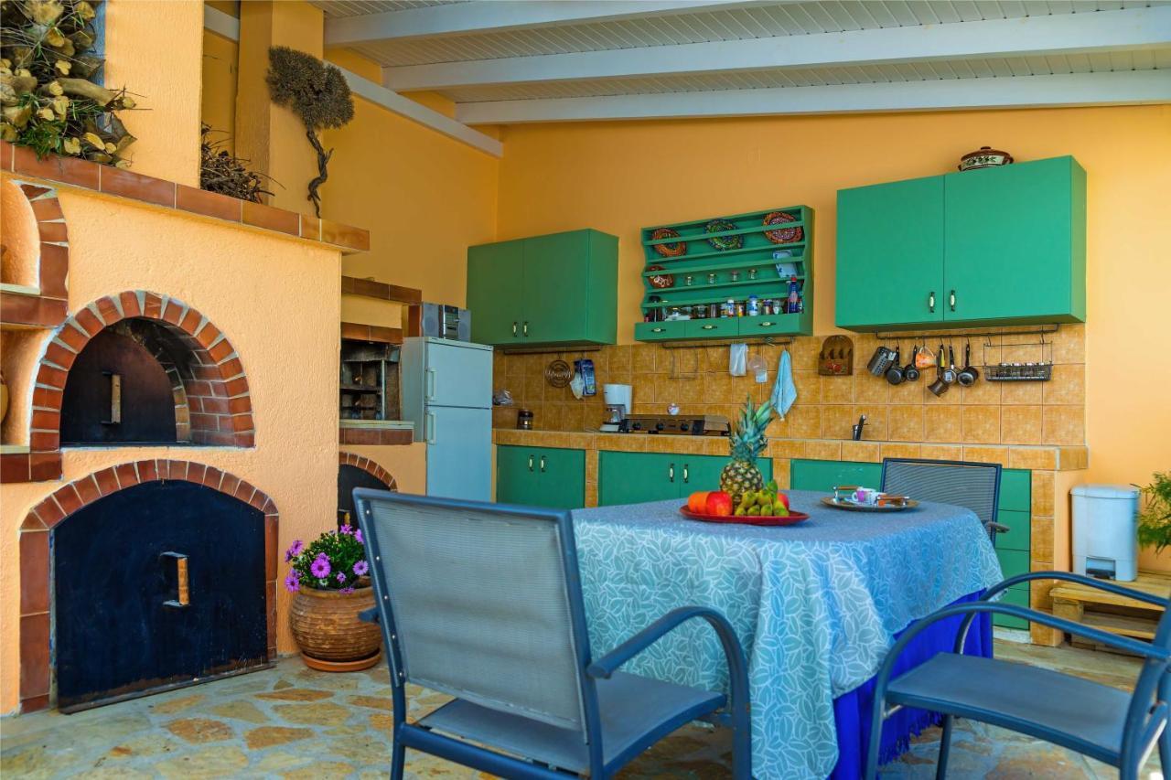 Heraklion Beach Hideaway Explore, Relax, Repeat-3 Gazi Exteriör bild